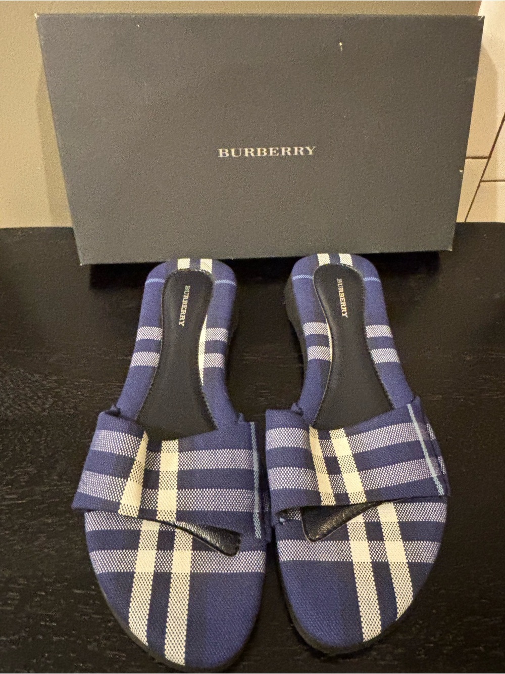 Burberry Navy and Cream Plaid Slide Sandals UV